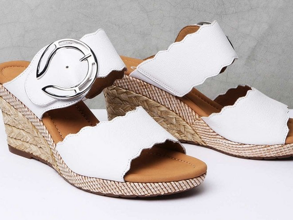 how to wear wedge sandals