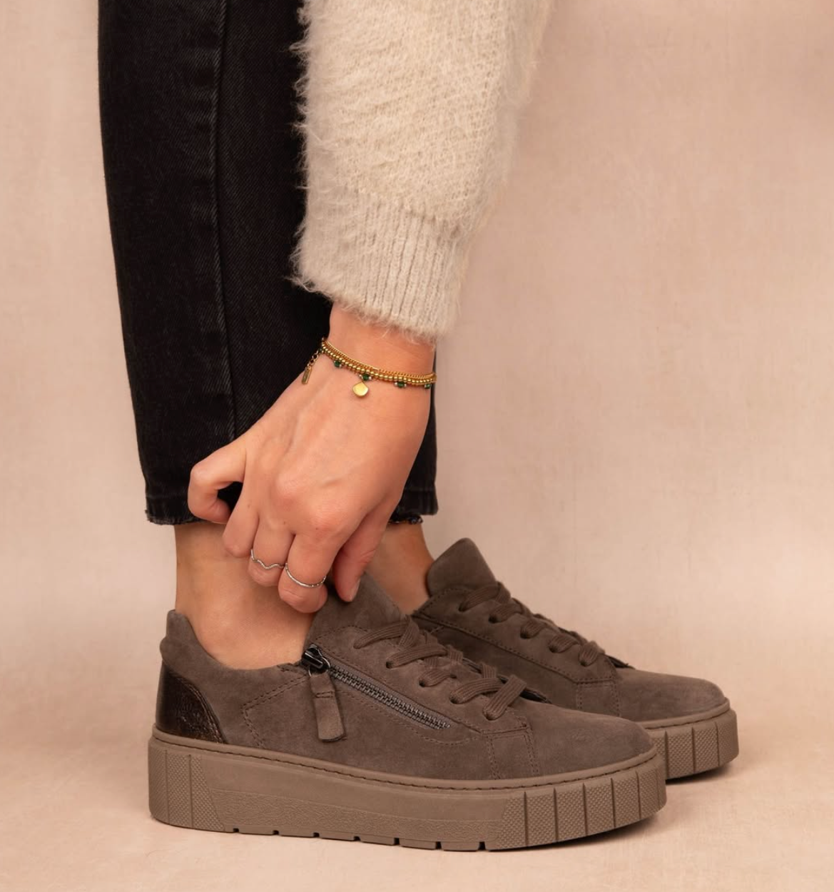 How to Style Trainers, Ballet Pumps and Flats for Work Without Sacrificing Comfort