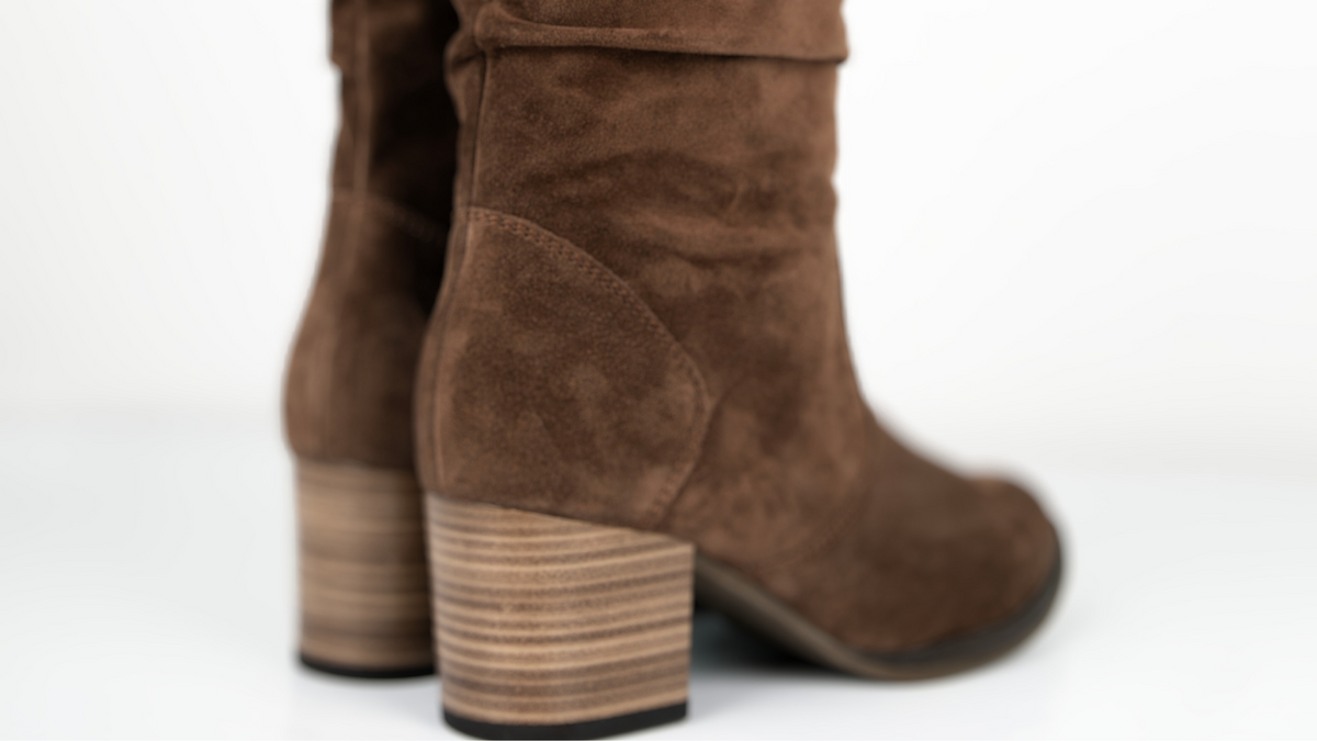 A guide to calf boots: the best winter essential