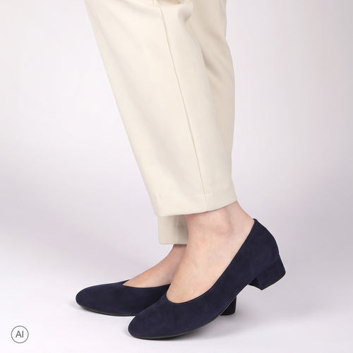 Betty Womens Court Shoes