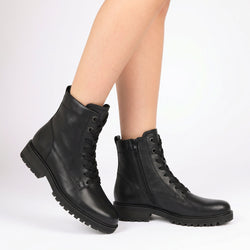 Flamboyant Womens Ankle Boots