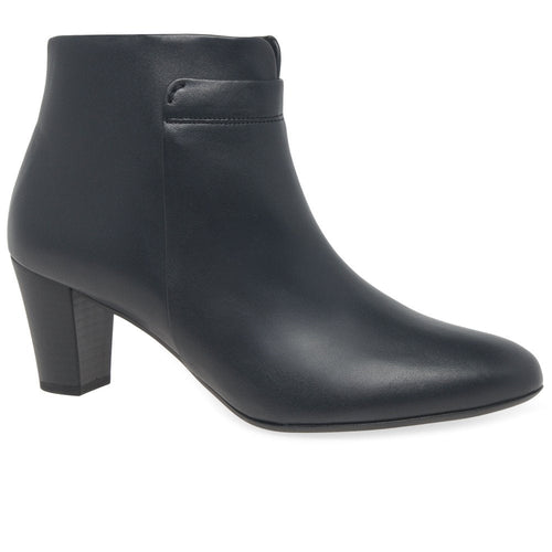 Matlock Womens Ankle Boots