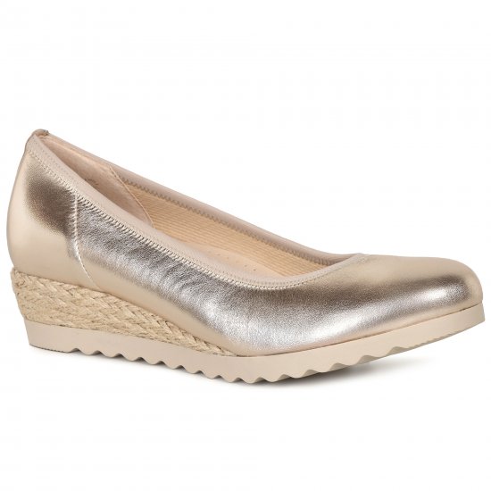 Epworth Womens Low Wedge Heeled Shoes